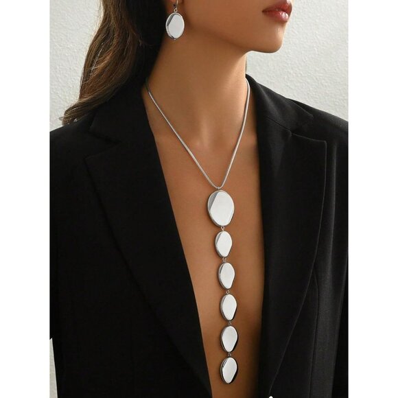 Chunky Geometric Pendant Necklace and Earrings Set Silver Statement Jewelry - Picture 3 of 5